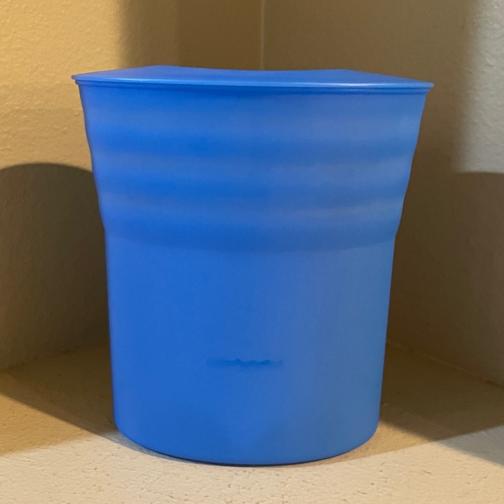 Tupperware Imp Bottle Cooler